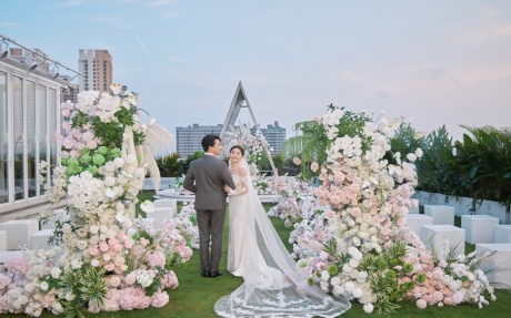 洛可可花园 [ 最大20桌 · 高8.0m · 无柱 · 低消3888 ]